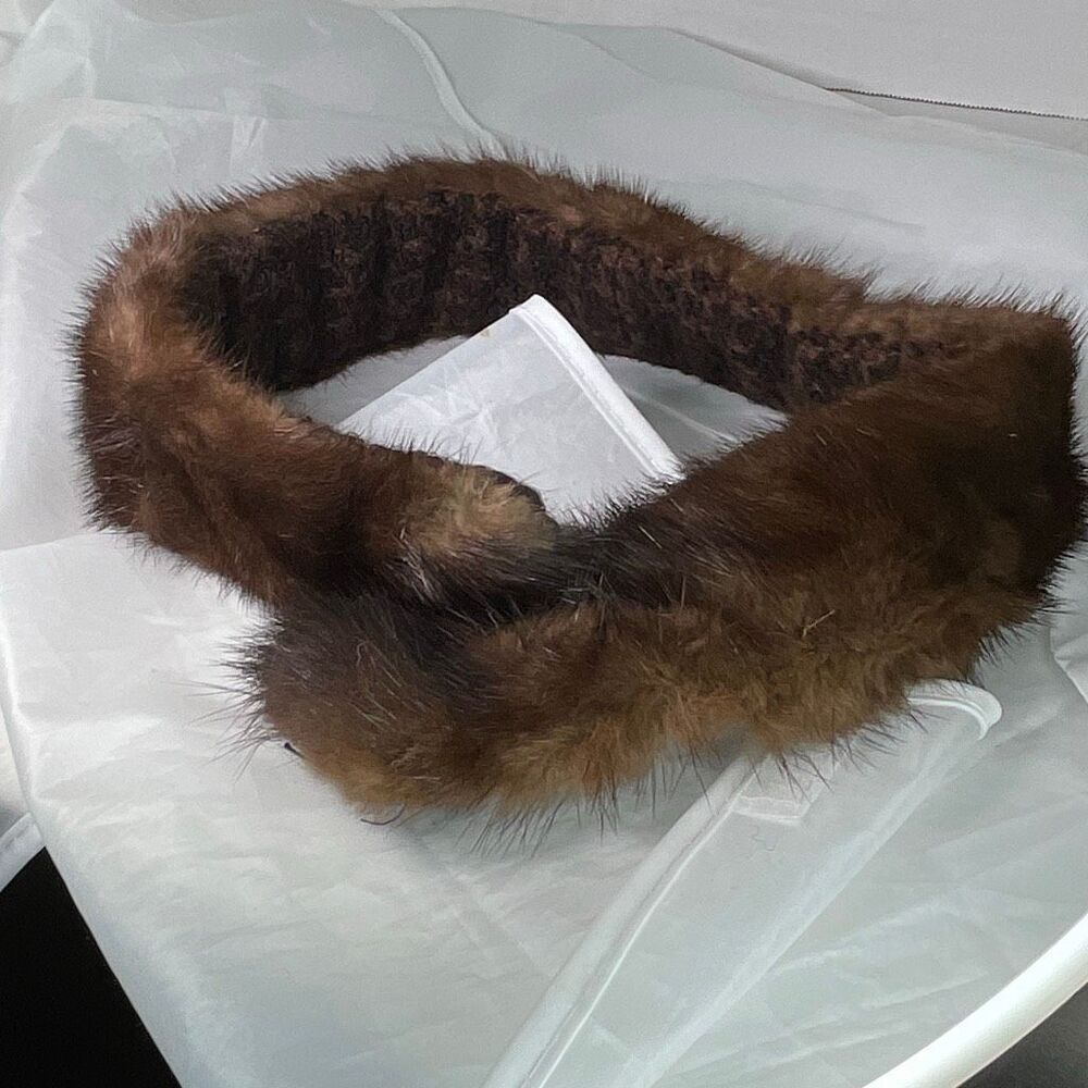 Vintage brown mink collar with hook closure